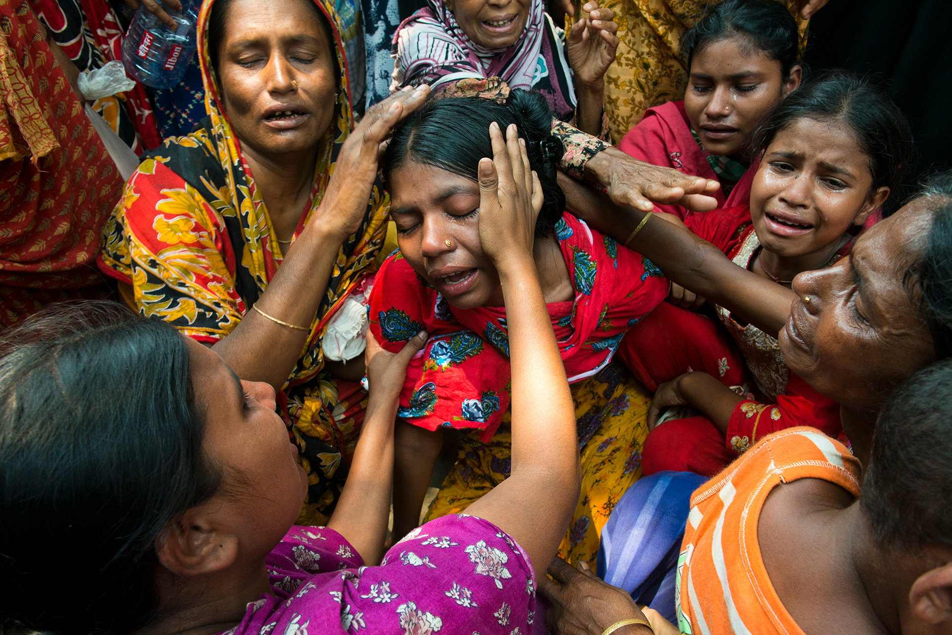 Read more about the article TWO TEAMS FORMED TO RESCUE SAVAR VICTIMS